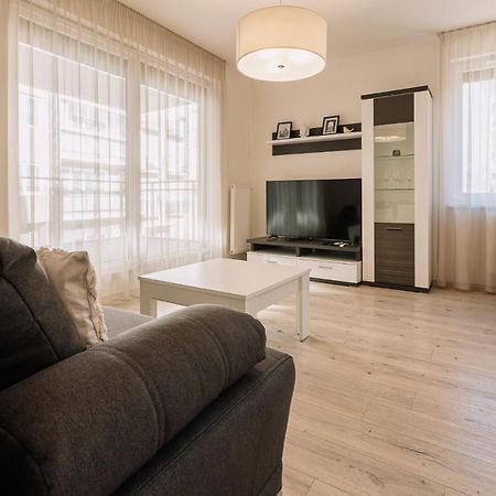Skau 2 Old Town Family & Business Apartment 2 Floor Free Parking Bratysława Zewnętrze zdjęcie