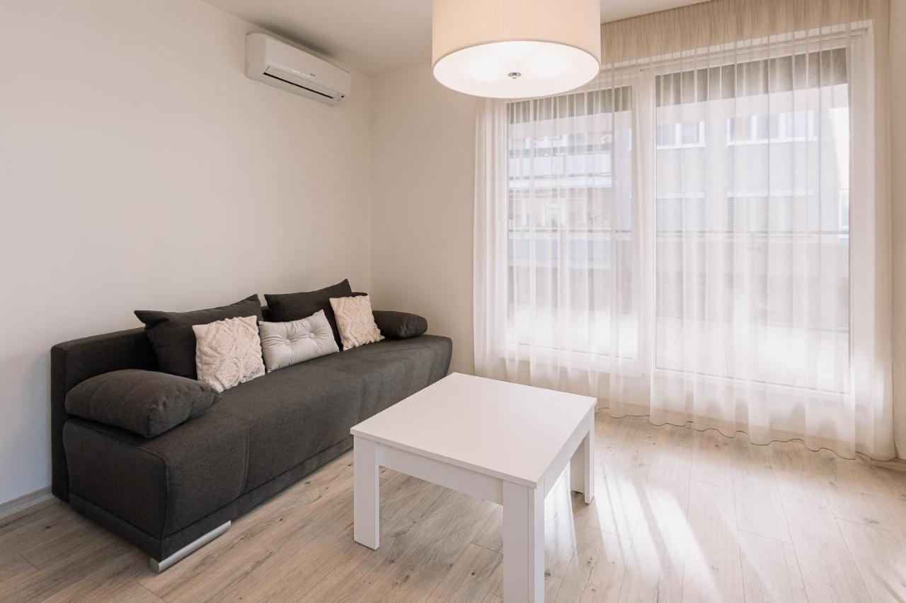 Skau 2 Old Town Family & Business Apartment 2 Floor Free Parking Bratysława Zewnętrze zdjęcie
