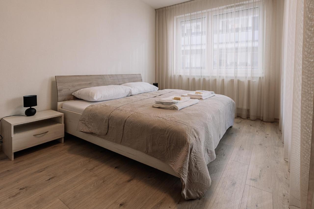 Skau 2 Old Town Family & Business Apartment 2 Floor Free Parking Bratysława Zewnętrze zdjęcie