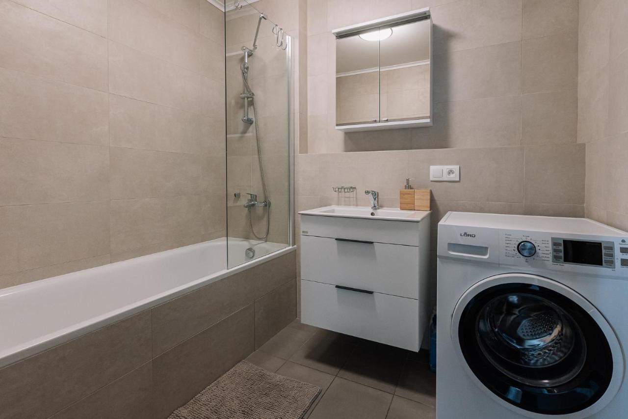 Skau 2 Old Town Family & Business Apartment 2 Floor Free Parking Bratysława Zewnętrze zdjęcie
