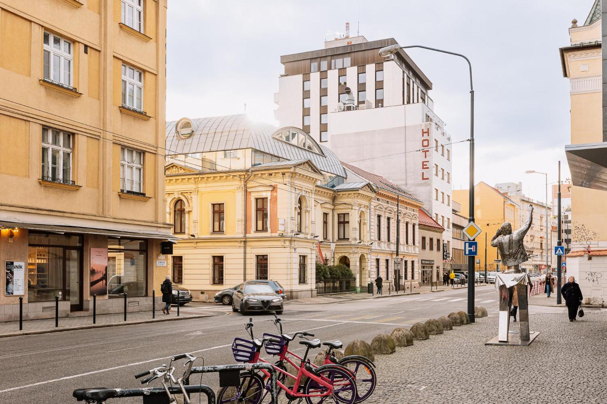 Skau 2 Old Town Family & Business Apartment 2 Floor Free Parking Bratysława Zewnętrze zdjęcie